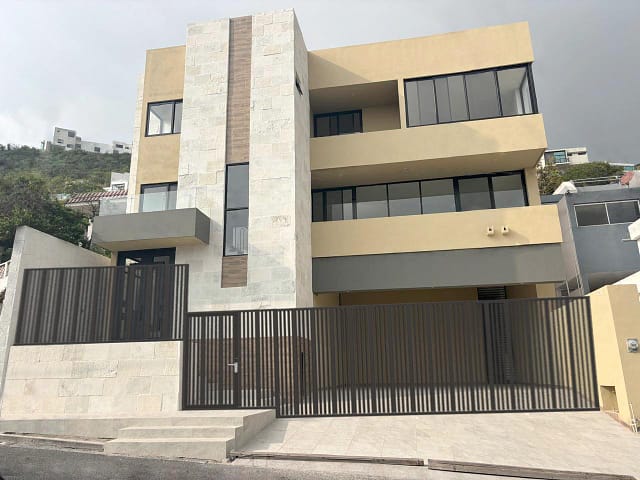 Casa nueva en Venta en Vista hermosa, Monterrey, N.L.